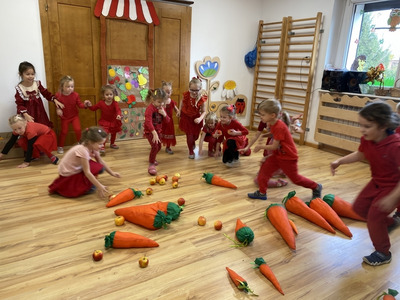 2022/10 Dzień warzyw i owoców - czerwone