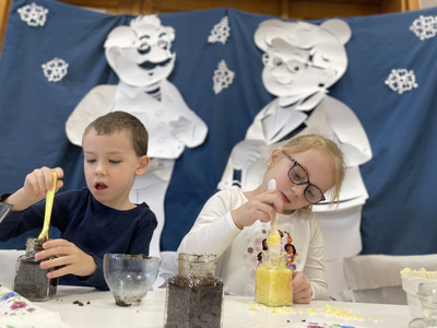 2023/01 Warsztaty artystycznie - Prezent dla Babci i Dziadka cz.2