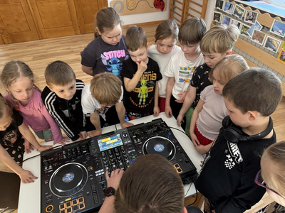 2025/03 Spotkanie z DJ-em