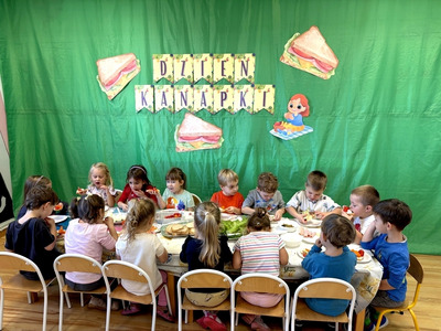 2025/11 Dzień kanapki